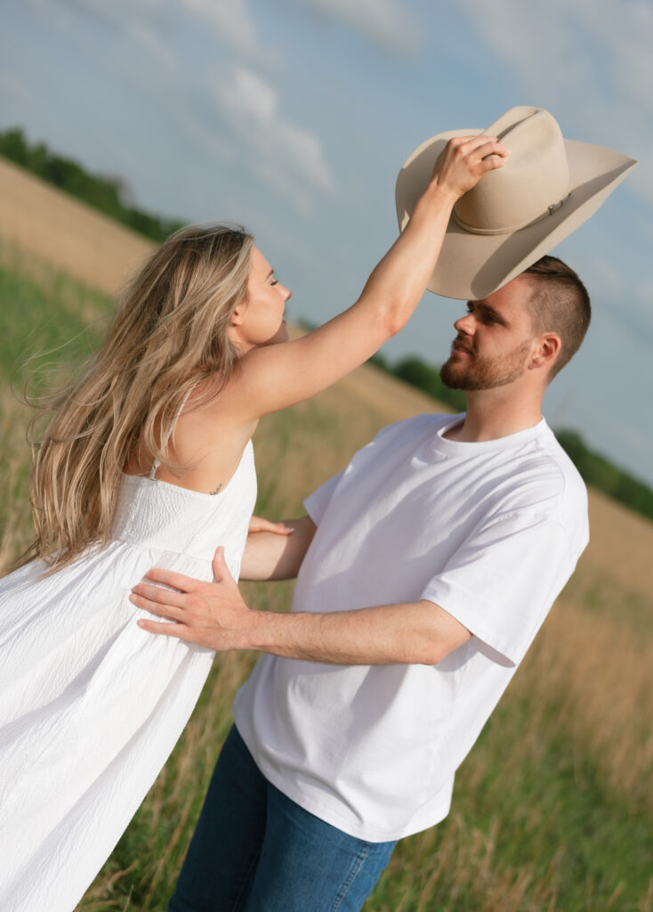 what to wear for engagement session